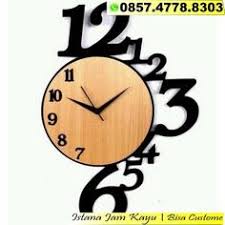 Membuat jam dinding kayu domino dari kayu bekas palet. 120 Ide Jam Kayu Kayu Jam Jam Dinding