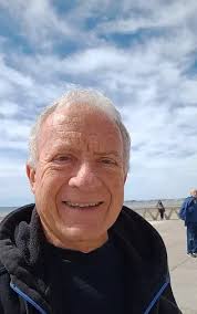 JULIO LAGOS, UN TURISTA DE LUJO EN MADRYN