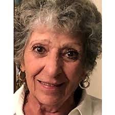 Marie Guzzi's Instagram, Twitter & Facebook