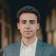 Eyck Freymann's Instagram, Twitter & Facebook