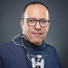 Dr. Wayne Myles (@smilesbymyles) • Instagram photos and videos