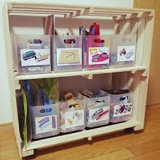 簡単diy すのこ棚 の作り方 皆さんの素敵な収納アイデア実例集 キナリノ 収納 アイデア おもちゃ 収納 100均 インテリア 収納