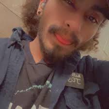 I had a rider last night that was telling me about another driver making  her really nervous. I guess the dude kept asking her who lives in her  house, giving her business