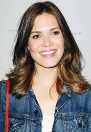 Pilot Season: Mandy Moore to Star Opposite Benjamin McKenzie in CBS' The  Advocates