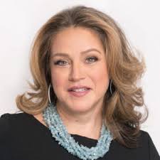 Maggie Castro's Instagram, Twitter & Facebook