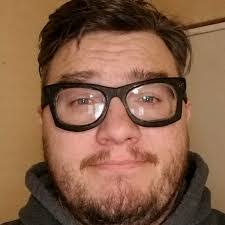 Skye Leavitt's Instagram, Twitter & Facebook