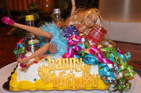 Fabulous Birthday Cake For 30 Year Old Woman Pin Von Veronica Amaya Auf My Diy S Geburtstag Getranke 25 Geburtstagskuchen Barbie Kuchen