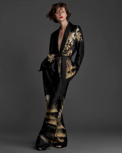 Max Mara - Max Mara added a new photo.