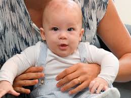 Photographer misan harriman shared a black and white photo of prince harry, meghan markle and their son archie on international women's day (march 8). Archie Turns 1 See The New Video Of Prince Harry Meghan S Son Gma