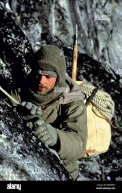 Brad pitt seven years in hi-res stock photography and images - Alamy