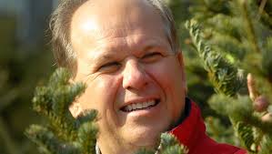 CHECKOUT LANE: Trim your Christmas tree expectations