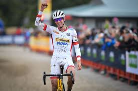'ik ben vrolijk en flexibel, maa. Aerts Neemt Van Aert Nu Ook In Wereldbekercross Iowa Te Grazen Wereldbeker Veldrijden Hln Be