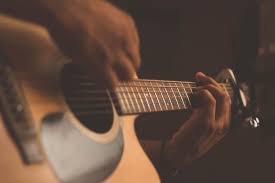 Zobacz wybrane przez nas produkty dla hasła „man playing violin: Best 500 Guitar Wallpapers Hq Download Free Pictures On Unsplash