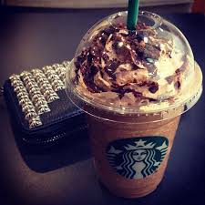 Black And White Mocha Frap ɛʂɬཞɛɩɩa Mocha Cookie Crumble Frap Mocha Cookie Crumble Food Starbucks Coffee
