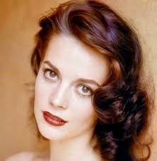 Summers In Hollywood Natalie Wood 1962 Photo By Take Me Home Where My Dreams Are Made Of Gold Natalie Wood Pretty Face Beautiful Actresses