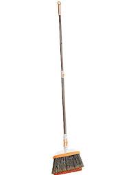 These top brooms for pet hair could be the solution! 5 Best Brooms For Pet Hair 2021 Edition Oh So Spotless