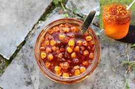 Laura uite si varinta mea ptr siropul de catina. Siropul De Catina Cum Se Prepara Si Ce Boli Tine La Distanta