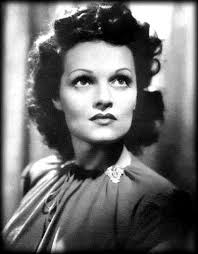 Linden TRAVERS : Biography and movies