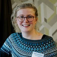 Allison Moll's Instagram, Twitter & Facebook