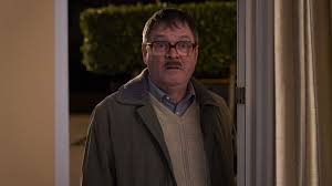 Friday Night Dinner Why Food Fights And Mayhem Have Become A Tv Treat Bbc News Fans have been lapping up the new episodes of friday night dinner on channel 4 after it. friday night dinner why food fights