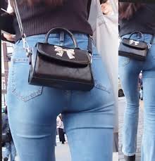 スキニーデニムの尻がエロ過ぎます | デジタルコンテンツマーケット Pampi