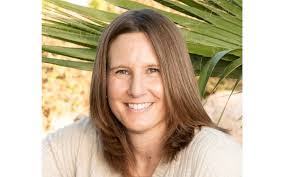 Pam Levine's Instagram, Twitter & Facebook