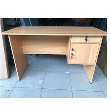 Meja kantor untuk direktur umumnya berukuran besar dan meja kerja minimalis merupakan meja kerja idaman banyak orang. Jual Meja Kerja Murah Meja Kantor Minimalis 1 2 Biro Medan Sumut Kota Medan Wira Utama Tokopedia