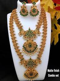 South Indian Set Traditional Indian Temple Jewelry Chain Necklace Haram Set Maat Gold Finish Mirco Plated Green Set Bridal Jewelry Collection Indian Wedding Jewelry Sets South Indian Bridal Jewellery