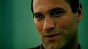 Paulina porizkova weighs 125 lbs (57 kg). Paulina Porizkova Imdb