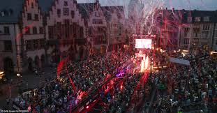 As such, there's a long list of quality athletes, which should make for some close racing in germany. Beim Mainova Ironman Frankfurt 2021 Starten