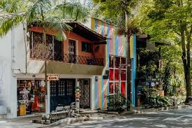 Selina medellin is a residence of color, filled with art installations and locally curated murals. Medellin Die Besten Tipps Fur Deine Reise Nach Kolumbien
