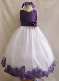 For The Skirt Use The Petals With Images Purple Flower Girl Dress Flower Girl Dresses Flower Girl
