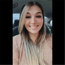 Courtney Kalman's Instagram, Twitter & Facebook