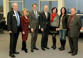 The code is used to identify an individual branch of a financial organization in germany. Genossenschaftsbank Und Mentor Die Leselernhelfer Geehrt Sparda Bank Als Engagement Des Jahres 2014 Ausgezeichnet Kabinett Online