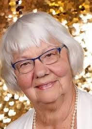 Nancy Almeida's Instagram, Twitter & Facebook