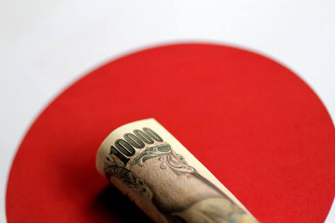 EXCLUSIVE: Japan to announce Tokyo, Washington took joint action on yen,  sources say | Reuters