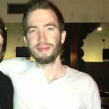 Stream Aaron Lynn music