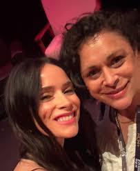 Abigail Spencer drops her jam #6 🥰