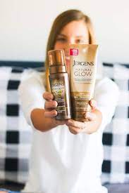 My Favorite Tanning Products And Tips Self Tanning Tips Jergens Natural Glow Best Tanning Lotion