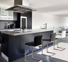 These white bar stool are rigid, durable, and can be used at restaurants and hotels. Parma White Steel Counter Stool Set Of 2 Tov Furniture