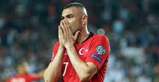 Das ist nationalmannschafts seite von burak yilmaz vom verein losc lille. Milli Takim Da Burak Yilmaz Tartismasi Yerine Kim Oynamali Son Dakika Futbol Haberleri Fotog
