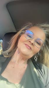 I want to take a minute out of my crazy busy day and give these amazing  women a HUGE shout out!! 🚨📢 It's only November 13th, not even mid month  yet and