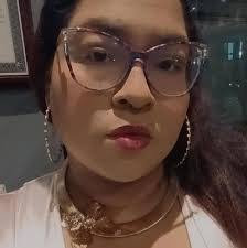 Emma Walling's Instagram, Twitter & Facebook