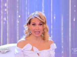 Nel mondo dello spettacolo ci sono tante di quelle tentazioni che. Memo Remigi Ha Tradito La Moglie Con Barbara D Urso Gossip News Italia