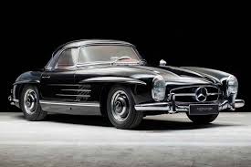 Of those only 1 400 were coupes. 1962 Mercedes Benz 300 Sl Roadster Uncrate
