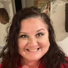 Yassss! Now for her nursing license. I know a BUNCH of people put in  complaints to the nursing board. Hope she has fun working at Sheetz