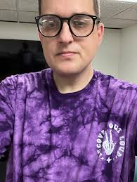 Carol Buckley + Blaithin Mac Queen modelling our limited edition T-shirts  at The Corner House.... The Corner House They are running the Evening Echo  Cork City Marathon in support of the Sexual