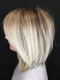 Messy Bob Textured Bob Lived In Hair Blonde Bob Angled Bob Bright Blonde Angled Bob Haircuts Blonde Angled Bob Bob Hairstyles