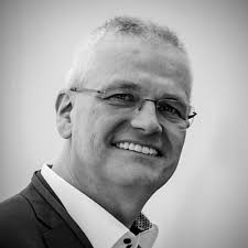 Familie Vanrobaeys (groothandel in decoratief plaatmateriaal) zet zijn  opmars verder met tweede overname op zes maanden tijd