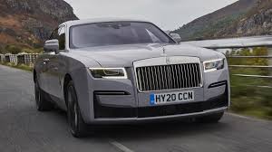 Price details, trims, and specs overview, interior features, exterior design, mpg and mileage capacity, dimensions. Rolls Royce Ghost Review Auto Express
